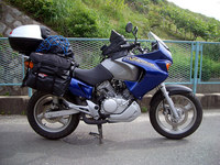 ５月１日出発。予定より１日遅くなりました。 2006/05/05 08:51:00
