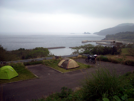 キャンプの朝