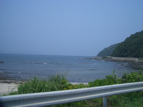 毘沙の鼻に向かう