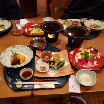 紅葉にはまだ早い栗駒山荘へ。