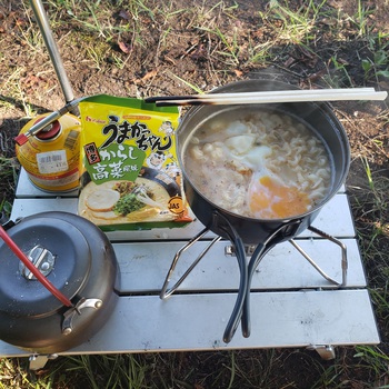 夏のキャンプ地は海か山か！