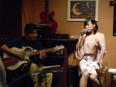 YURIE Live @ nuages