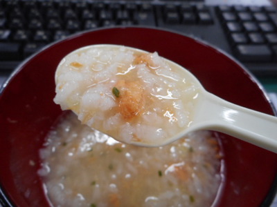 セブンイレブンの、 鮭ぞうすい！