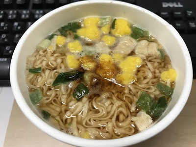 ひよこちゃん… ちょっとちゃうで～！ (￣▽￣;)