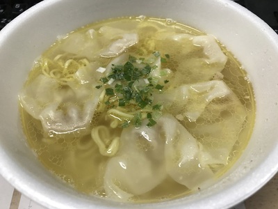 ケッコー旨いやん！　明星　麺や金時 監修　塩わんたん麺