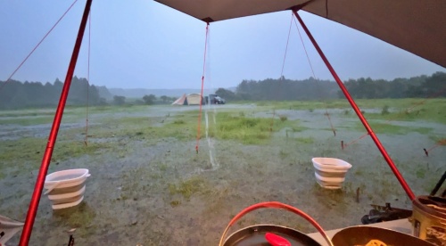 大雨 &雷のふもとっぱらキャンプ