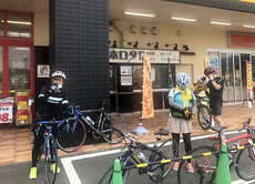 大棚の滝へε=ε=┏( ･_･)┛ 2020/05/31 18:46:37