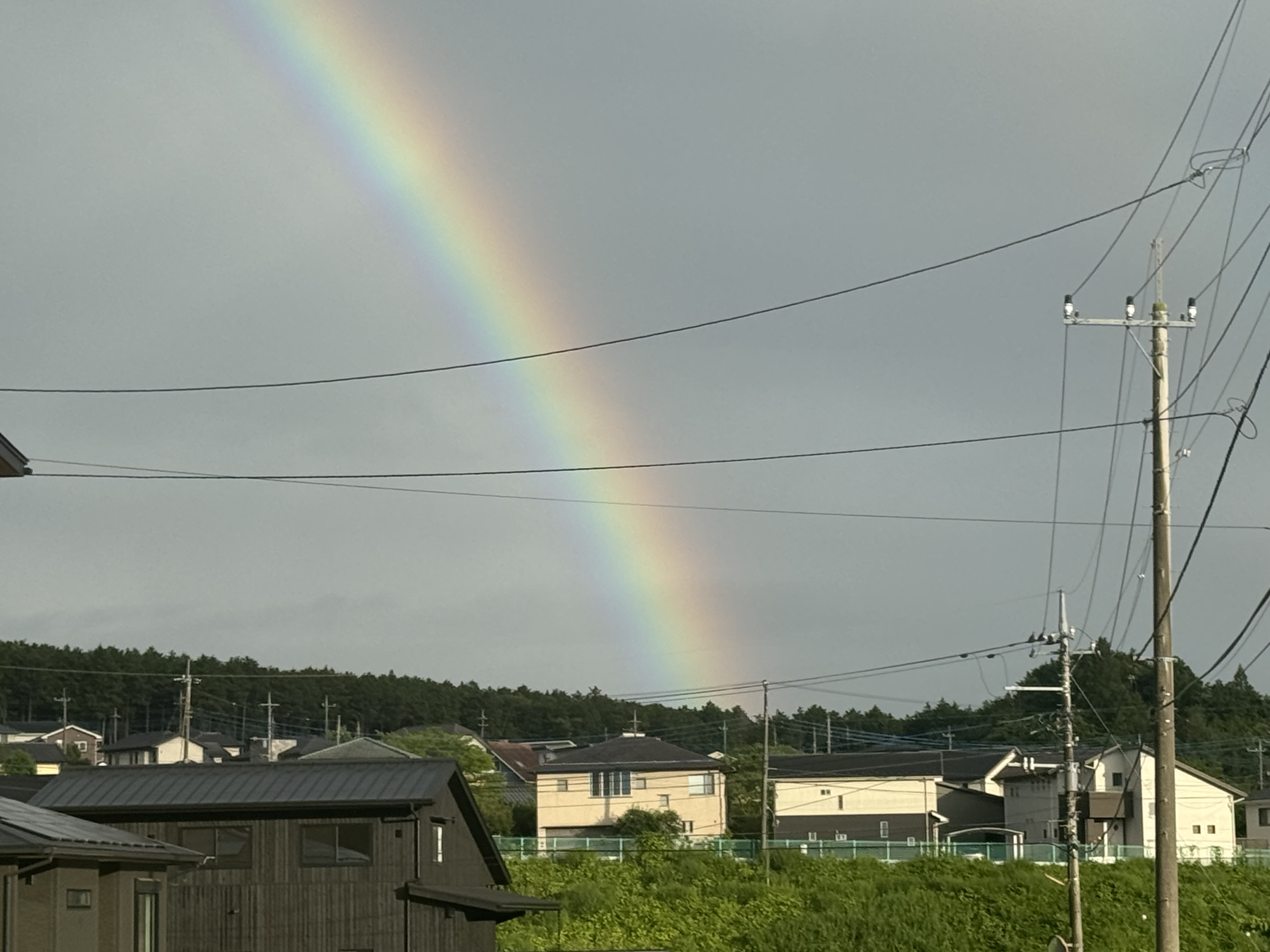 虹の向こうには・・・