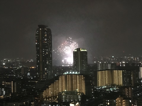 季節外れの花火