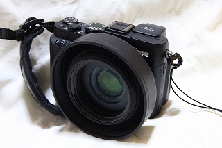 コンデジ新調　ニコンCOOLPIX  P7800
