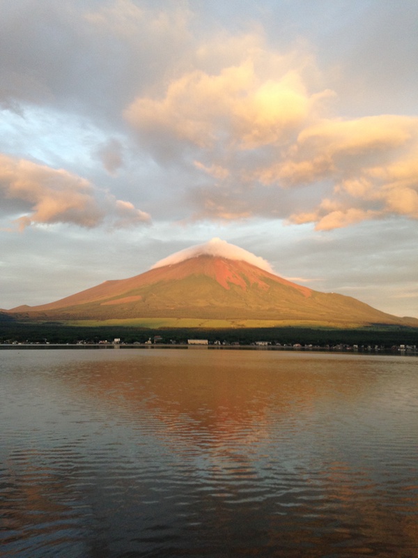 山中湖で赤富士撮影。２０１４年、真夏の連続キャンピング・トレーラー　その①