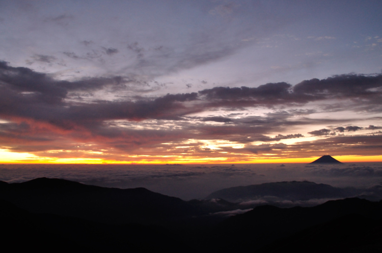 初の南アルプスは北岳から間ノ岳から