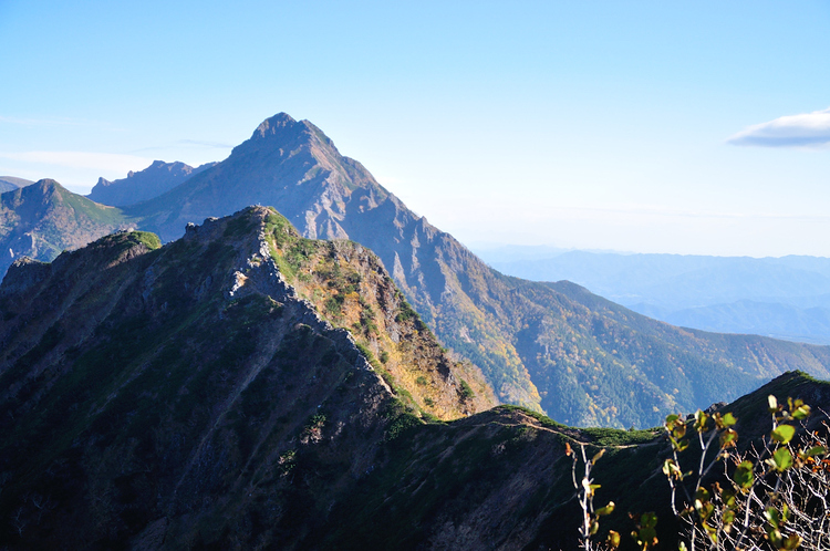キレットを越えて八ヶ岳の主峰・赤岳へ