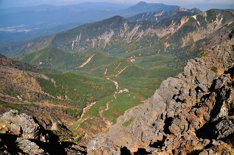 キレットを越えて八ヶ岳の主峰・赤岳へ