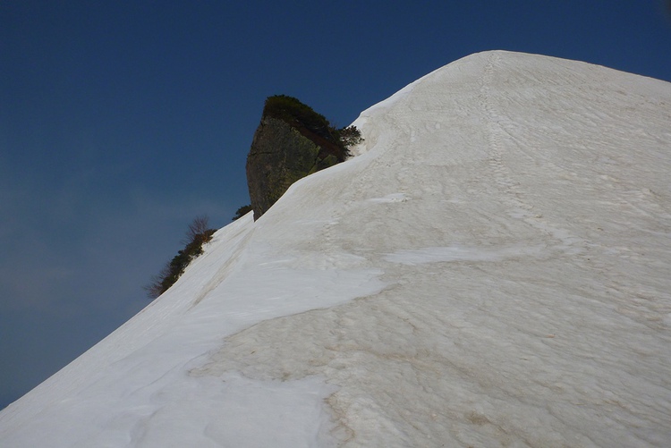 残雪の尾瀬・燧ケ岳へ　