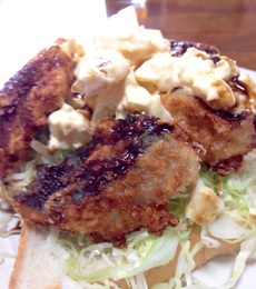 お勧め料理！『サゴシのフィッシュバーガー』