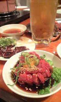 ユッケは好きですか〜？ 2010/05/21 19:11:54