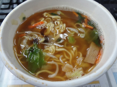 明星　旭川正油ラーメン