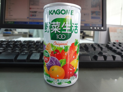 きょうもお昼はカップ麺…　ニュータッチ・熟炊き博多とんこつ！