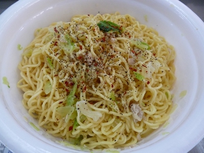 日清焼きそばUFO　塩カルビ焼きそば