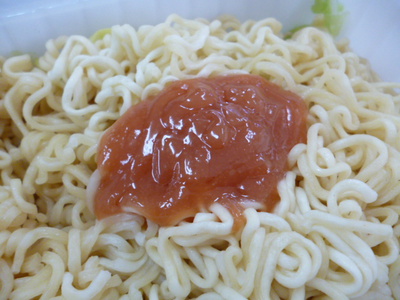 ペヤング　たらこ焼きそば！