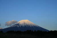 富士山って白くないの？ 2011/09/22 23:34:23