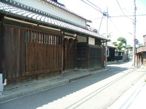 彼岸花咲く「葛城の道」を行く