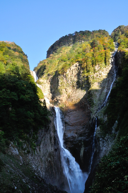 初冠雪の立山から大日三山へ