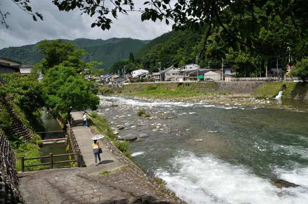 盆踊りの頃　川面に吹く風　in 郡上八幡・吉田川