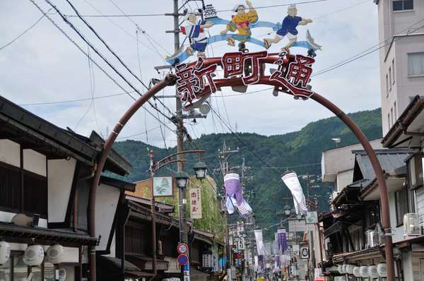 盆踊りの頃　川面に吹く風　in 郡上八幡・吉田川