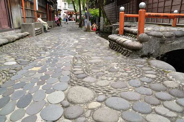 盆踊りの頃　川面に吹く風　in 郡上八幡・吉田川