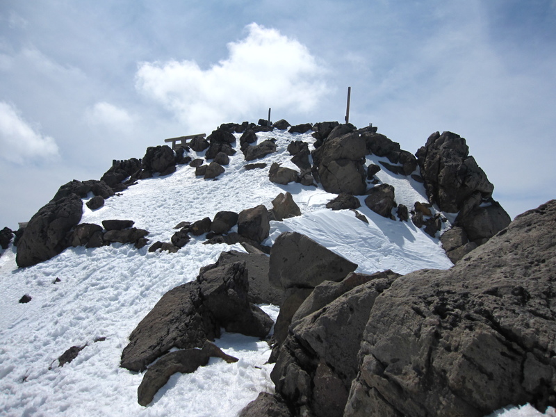 バックカントリー御嶽山　２００９年４月１３日（月）