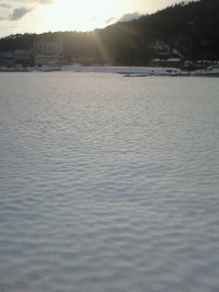 かた雪・・・ 2012/02/28 19:31:25