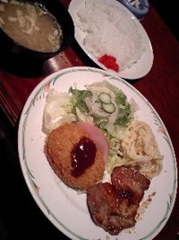 ボリュームたっぷりのお店　（今日の昼食）