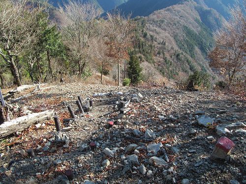 南ア深南部絶景地　バラ谷の頭　登山編