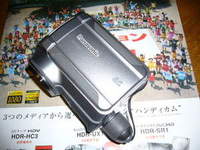 SDで撮るビデオカメラ　SDR－S200