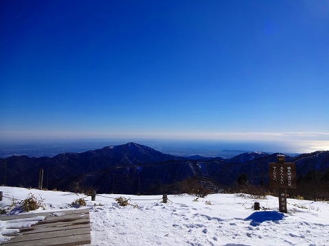 雪の丹沢で歩き初め