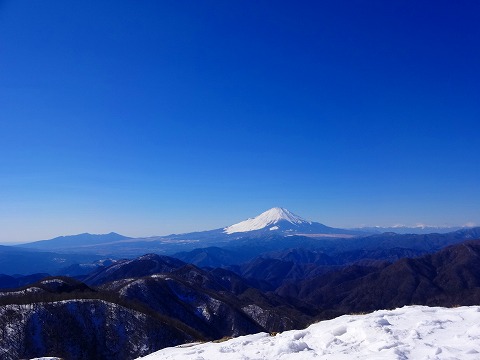 雪の丹沢で歩き初め