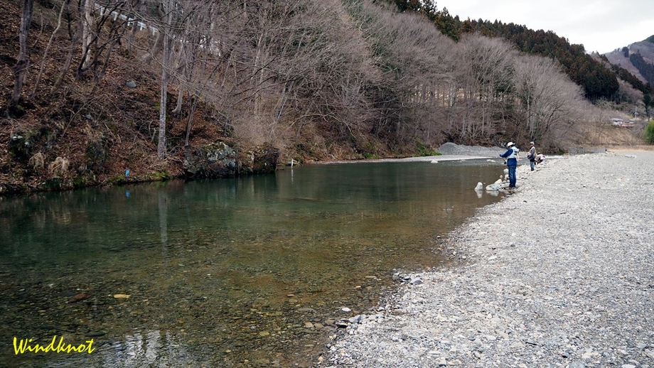 強風に泣かされた