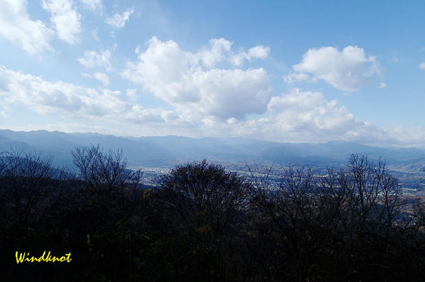 大霧山で虹を見た