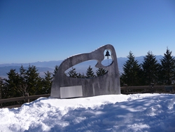 櫛形山が「愛の聖地」??