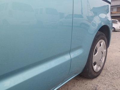 Y-tech! AUTO SERVICE ブログ:トヨタ ポルテ 左ドア・左リアフェンダー の鈑金塗装修理を施工させていただきました！
