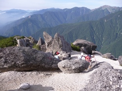 三家族の鳳凰山登山、稜線　09年8月19、20日(5)