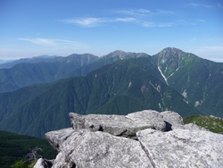 三家族の鳳凰山登山、稜線　09年8月19、20日(5)