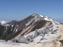 かなり雪も融けた鳳凰山、2013年5月9日(3)