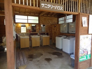 有野実苑オートキャンプ場