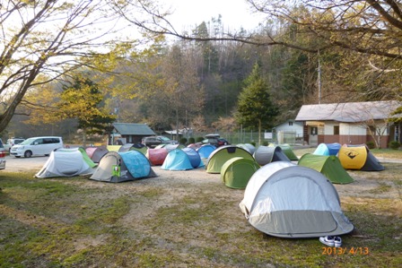 （12）岩倉ファームパークキャンプ場②（2013.4.12～13）