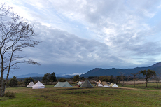 雨の焚火と静かなる朝。弾ける笑顔。「第5回ナチュログ写真部合同合宿」 富士山ＹＭＣＡ ② 〜動画編〜
