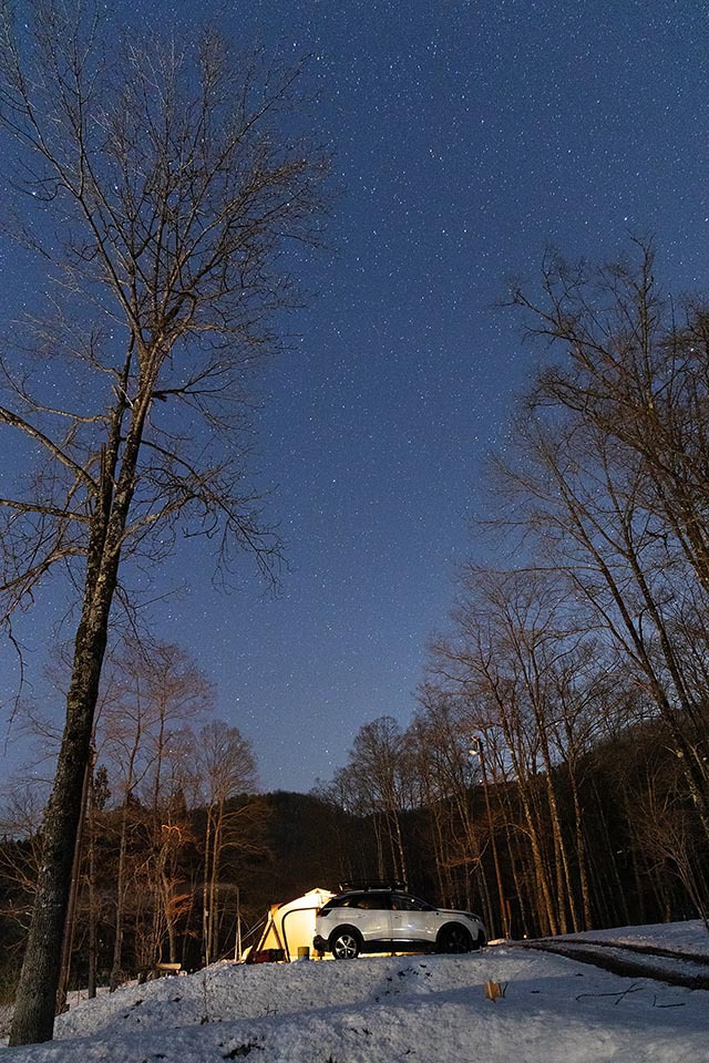 星降る夜とポカポカ陽気の雪だるま。 白馬森のわさび農園オートキャンプ場 ② 〜融雪編〜