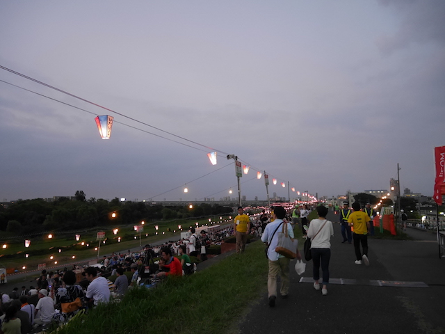 夕涼 いたばし花火大会17 ちょっとだけ動画もあります プジョーでキャンプ